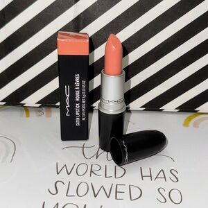 NIB NWT NEW MAC Satin Lipstick Myth 814 Full Size .10 oz